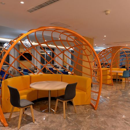 威海经区智选假日酒店 外观 照片